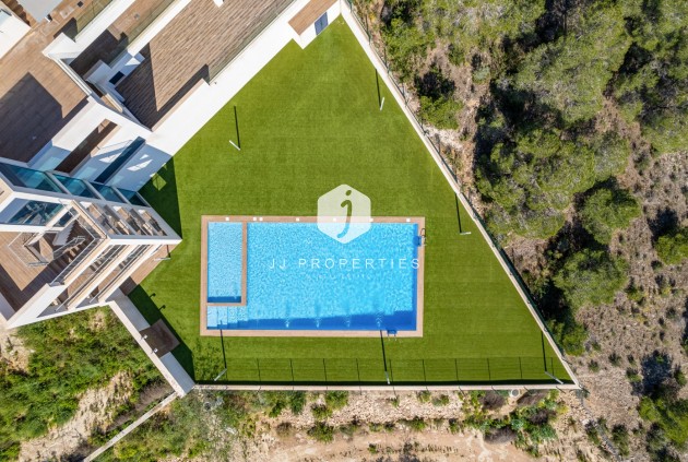 Z drugiej ręki - Daszek -
San Miguel de Salinas - Inland