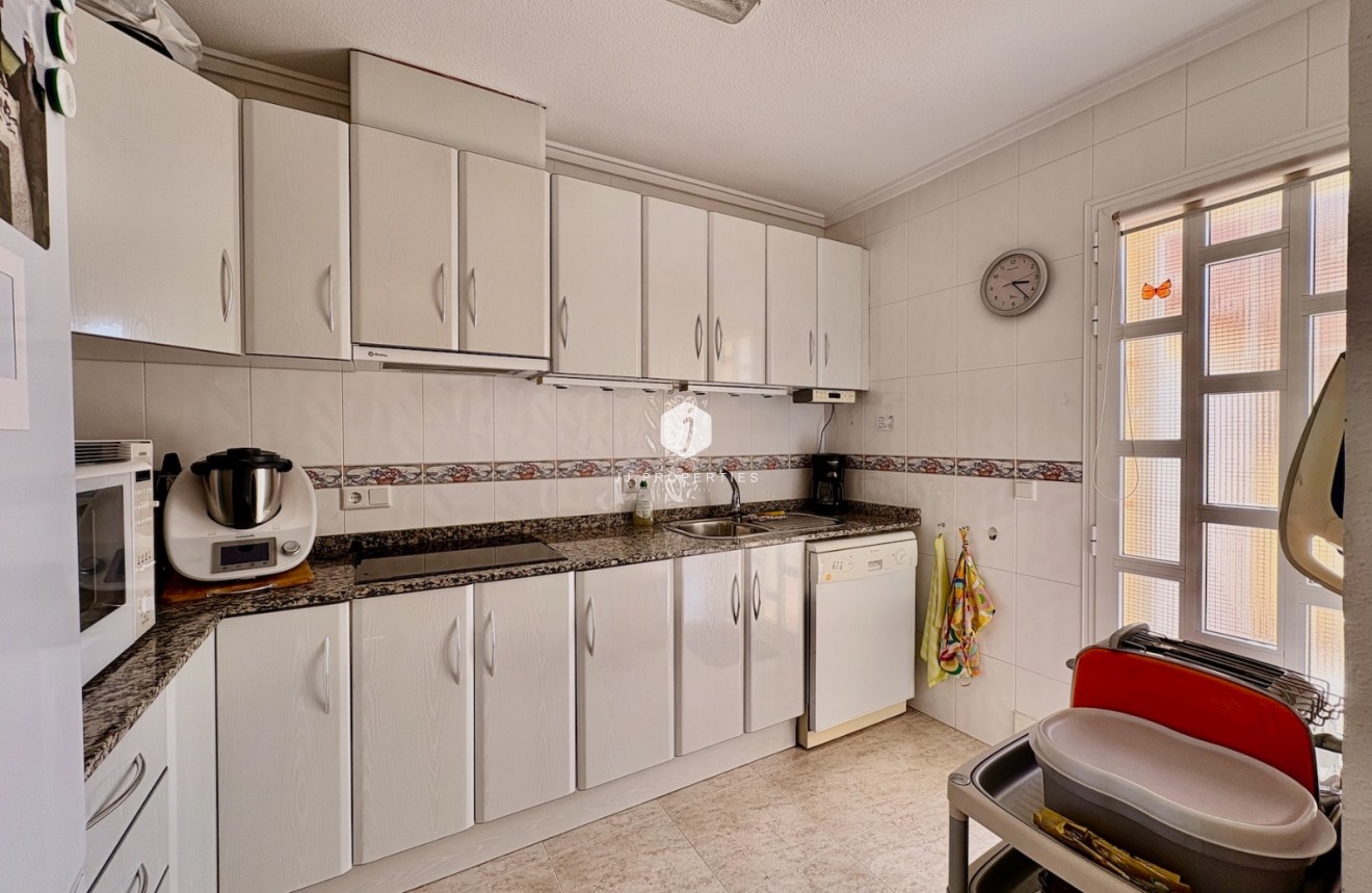 Segunda mano - Chalet -
Rojales - Inland