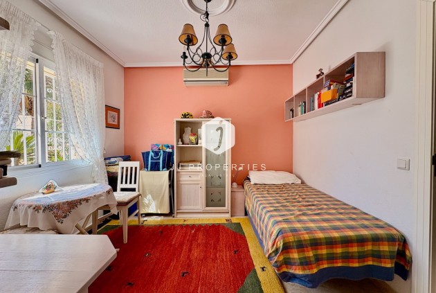 Segunda mano - Chalet -
Rojales - Inland