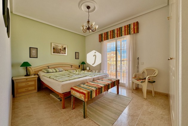 Segunda mano - Chalet -
Rojales - Inland