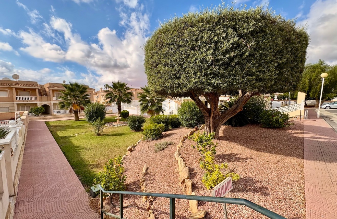 Segunda mano - Chalet -
Rojales - Inland