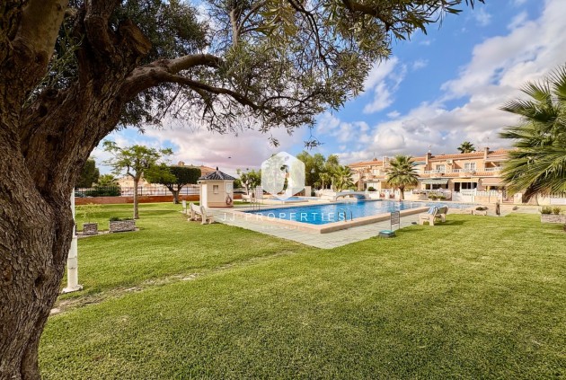 Segunda mano - Chalet -
Rojales - Inland