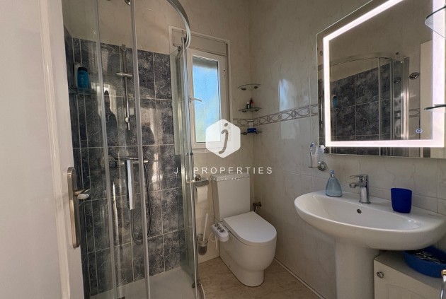 Segunda mano - Chalet -
Rojales - Inland