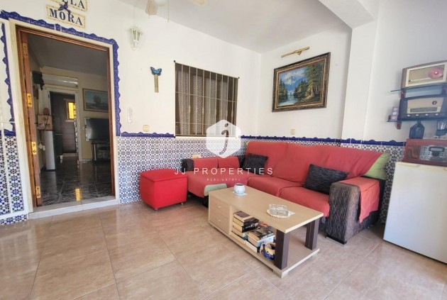 Segunda mano - Bungalow -
Torrevieja - Los Frutales