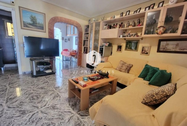 Segunda mano - Bungalow -
Torrevieja - Los Frutales