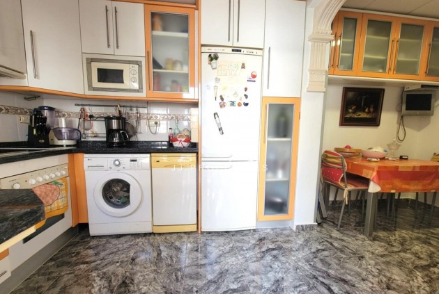 Segunda mano - Bungalow -
Torrevieja - Los Frutales