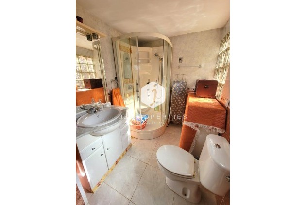 Segunda mano - Bungalow -
Torrevieja - Los Frutales