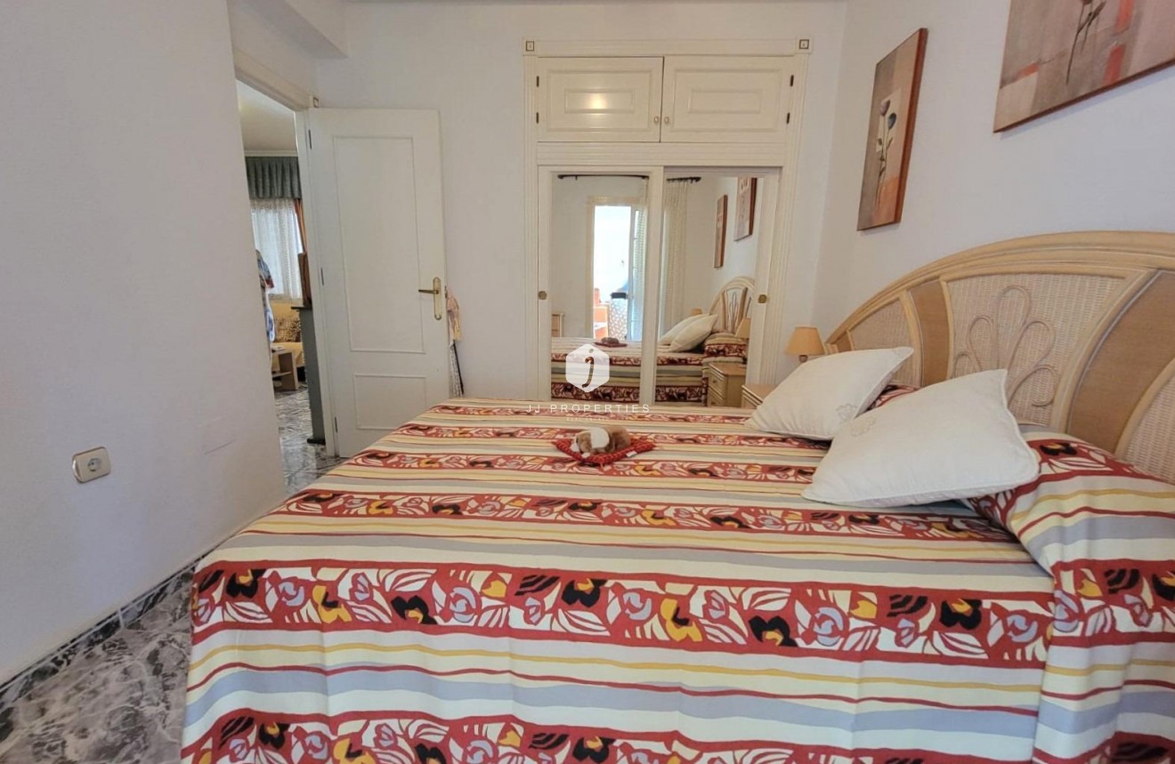 Segunda mano - Bungalow -
Torrevieja - Los Frutales