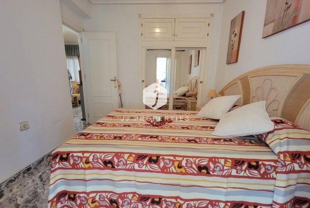 Segunda mano - Bungalow -
Torrevieja - Los Frutales