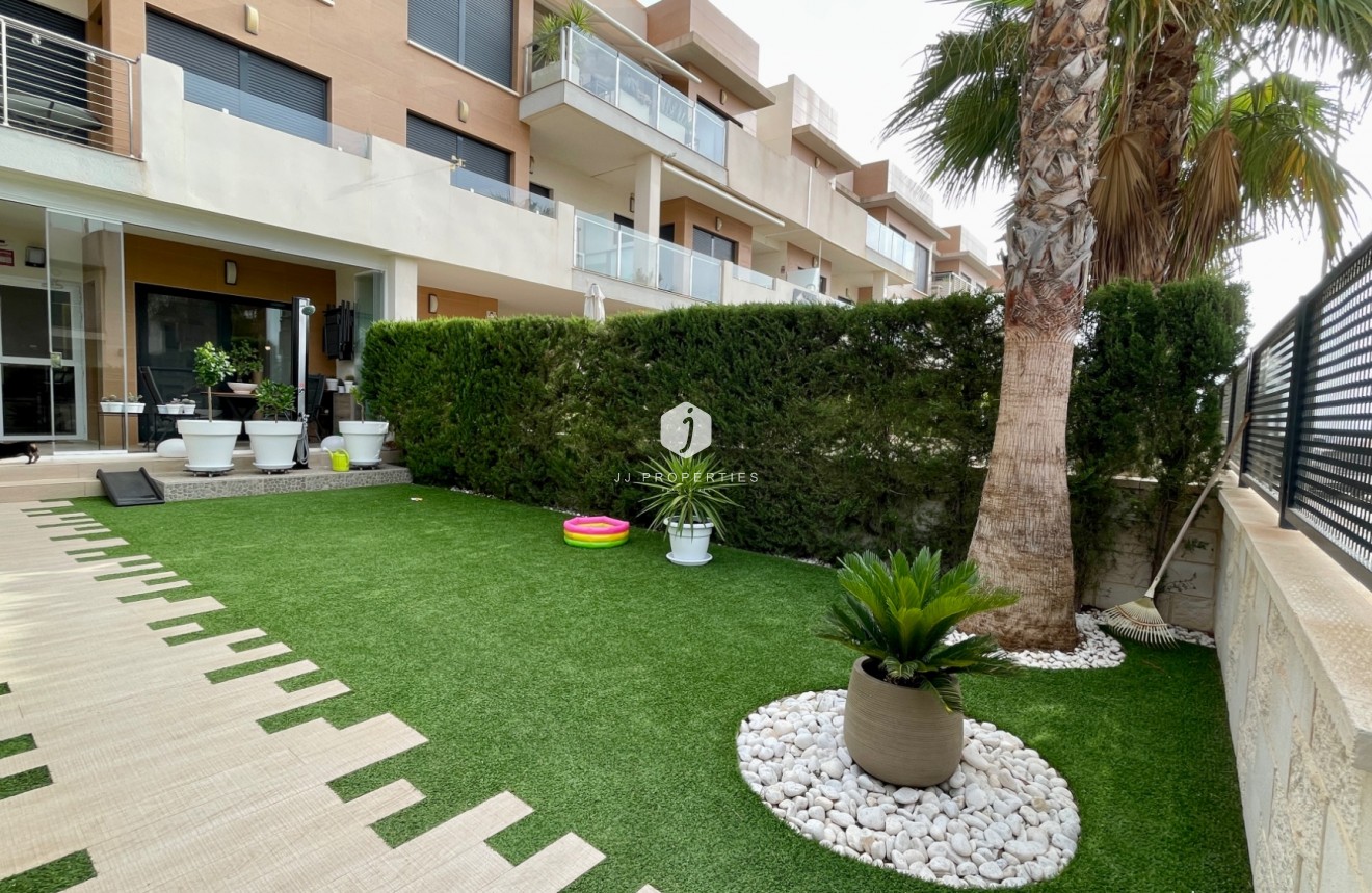 Segunda mano - Apartamento / piso -
Orihuela Costa - Costa Blanca