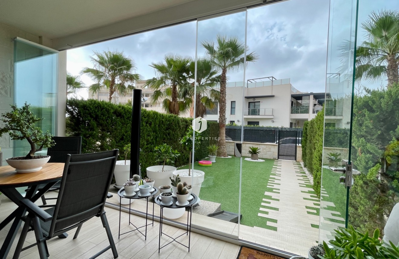 Segunda mano - Apartamento / piso -
Orihuela Costa - Costa Blanca