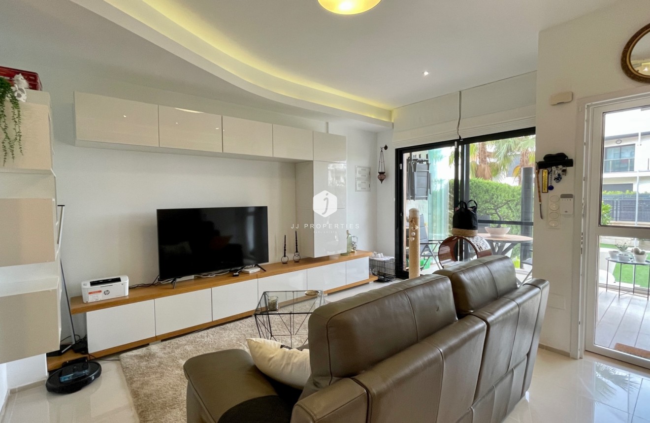 Segunda mano - Apartamento / piso -
Orihuela Costa - Costa Blanca