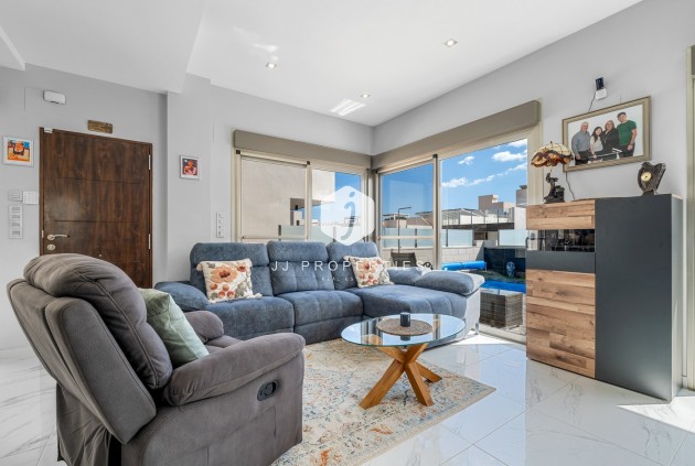 Segunda mano - Villa -
Orihuela Costa - Costa Blanca