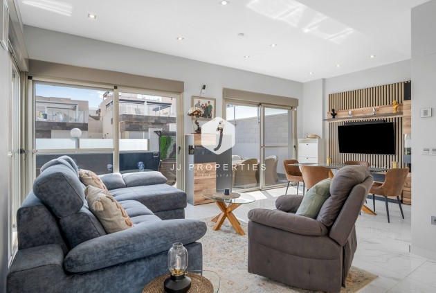 Segunda mano - Villa -
Orihuela Costa - Costa Blanca