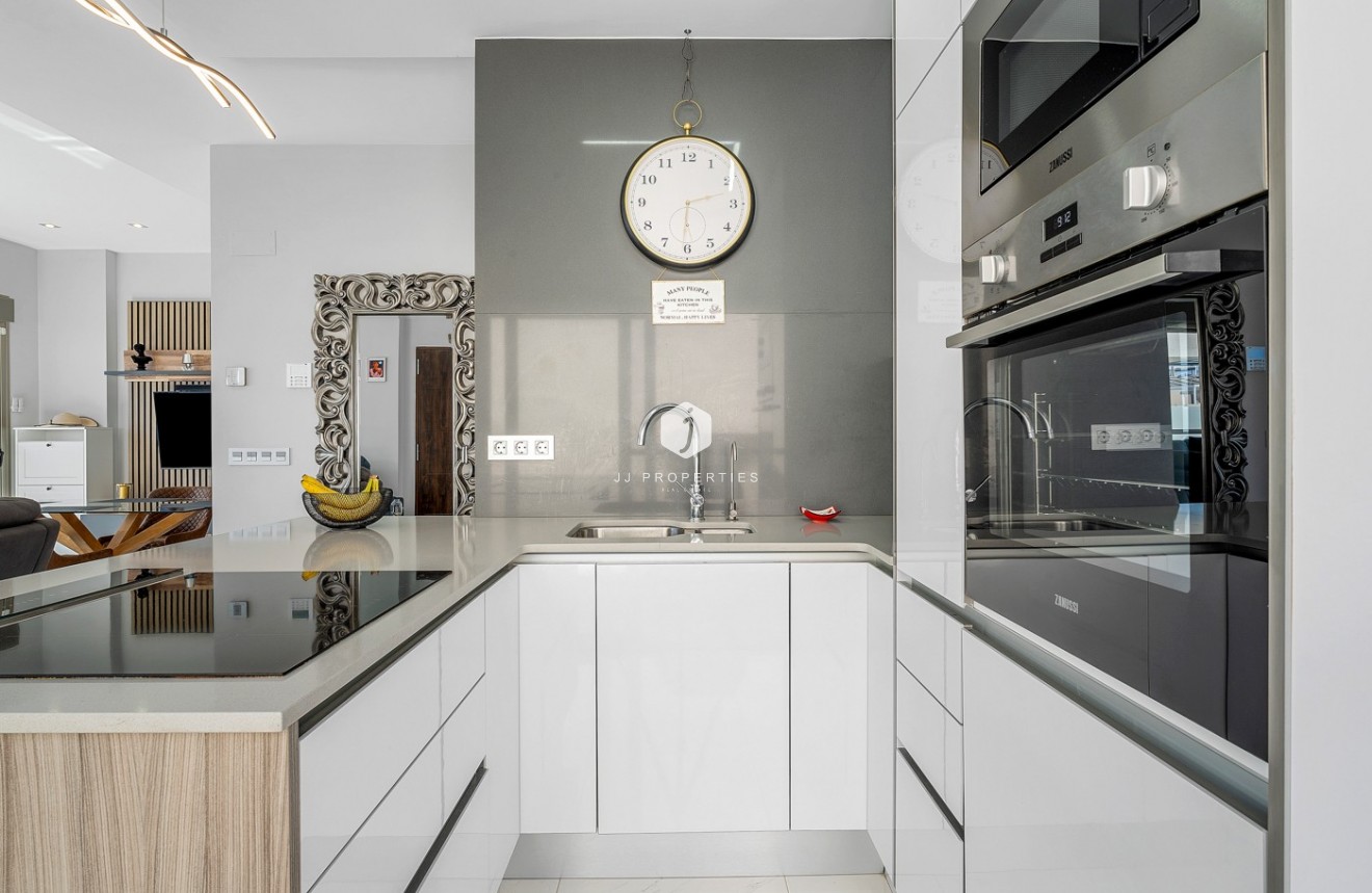 Segunda mano - Villa -
Orihuela Costa - Costa Blanca