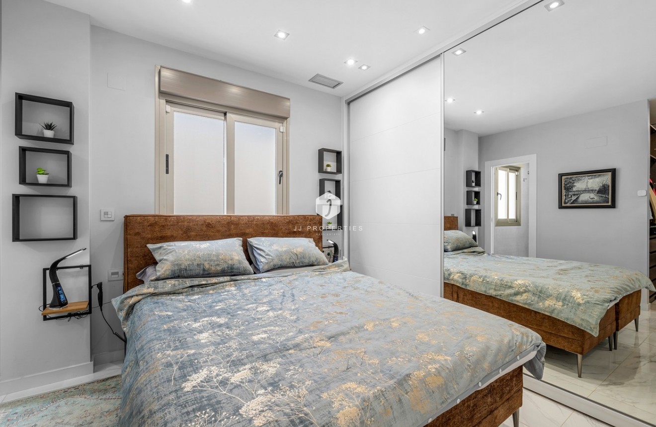 Segunda mano - Villa -
Orihuela Costa - Costa Blanca