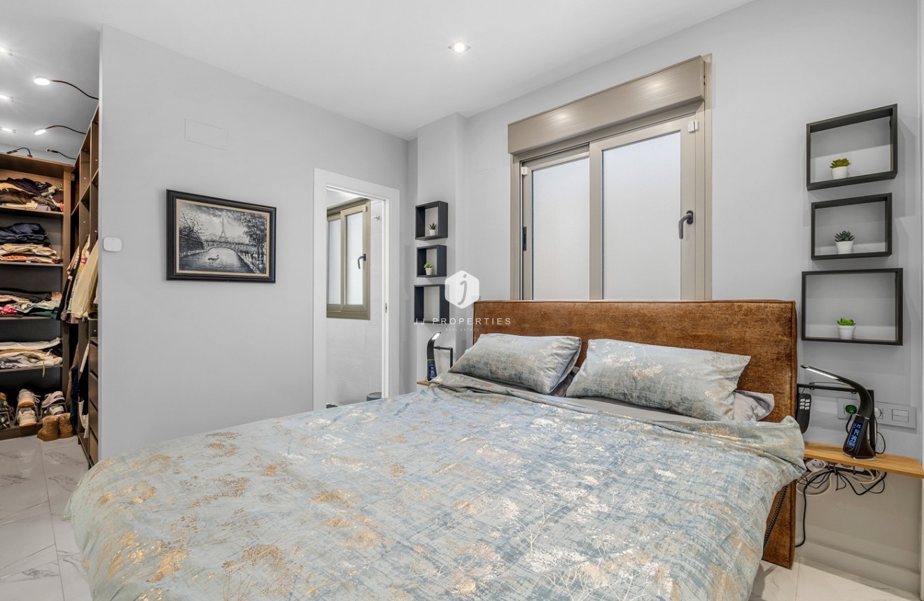 Segunda mano - Villa -
Orihuela Costa - Costa Blanca