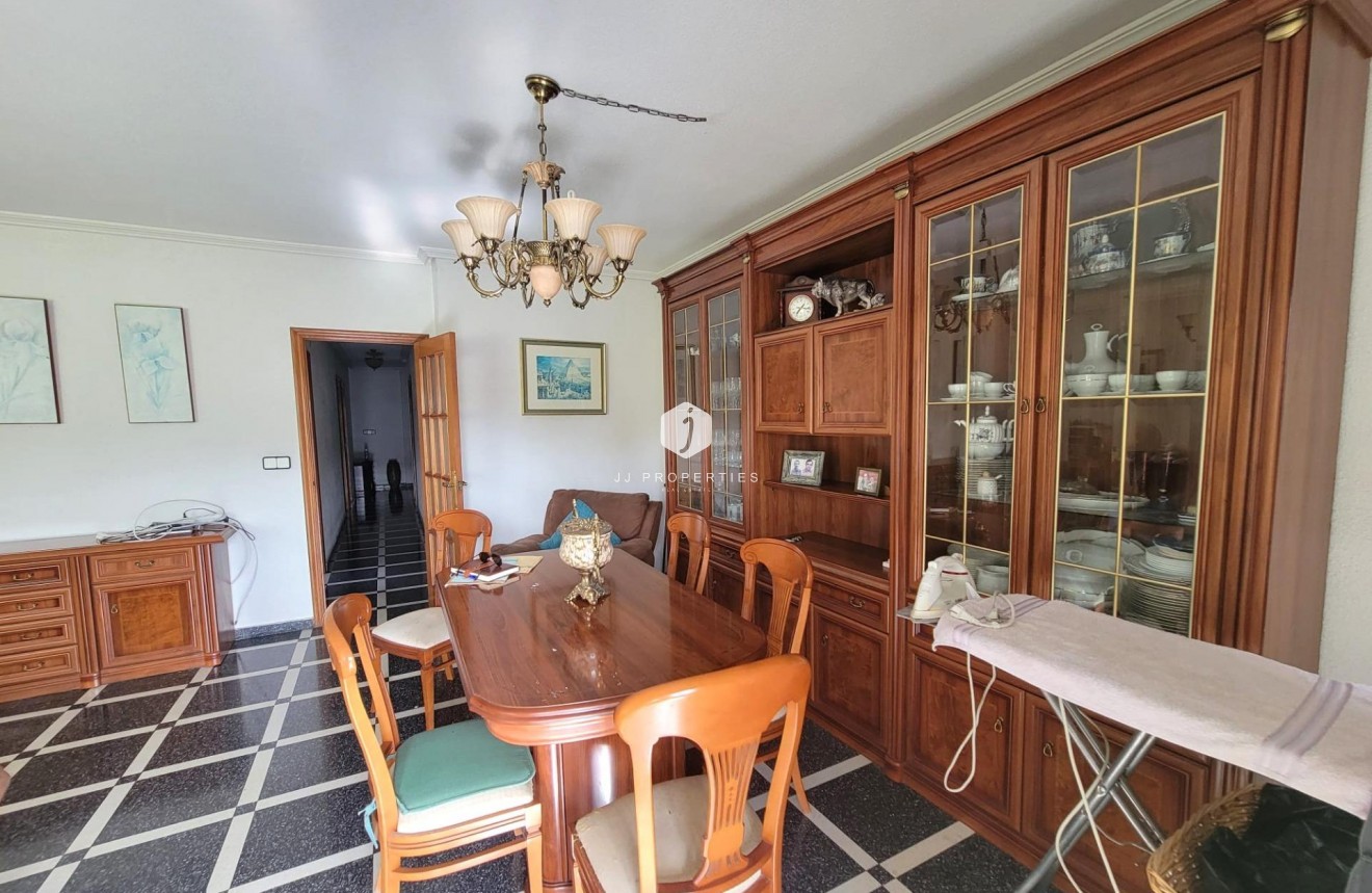 D'occasion - Appartement -
Torrevieja - Centro