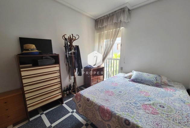 D'occasion - Appartement -
Torrevieja - Centro