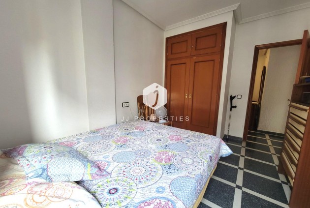 D'occasion - Appartement -
Torrevieja - Centro