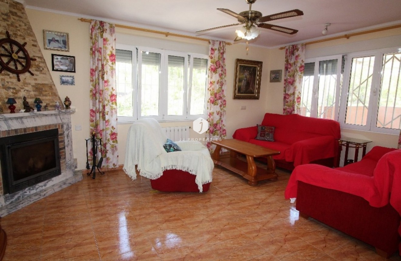 Segunda mano - Villa -
Torrevieja - Los Balcones