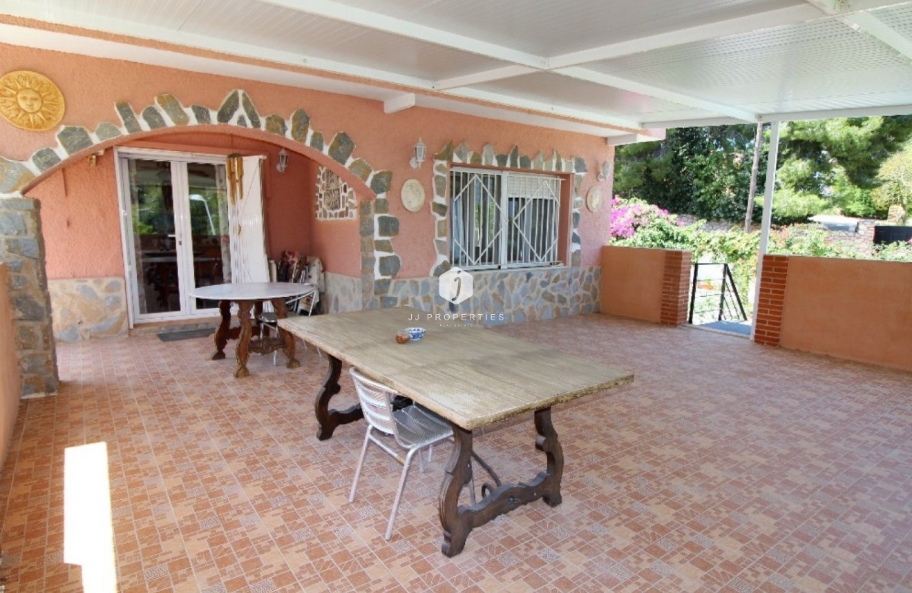 Segunda mano - Villa -
Torrevieja - Los Balcones