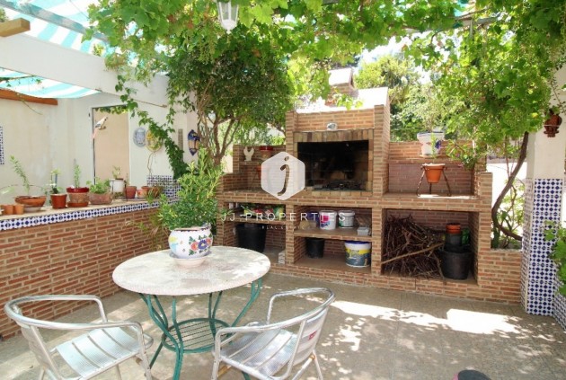 Segunda mano - Villa -
Torrevieja - Los Balcones