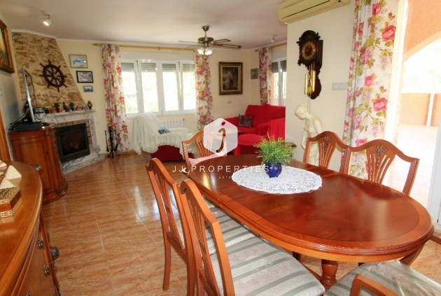 Segunda mano - Villa -
Torrevieja - Los Balcones