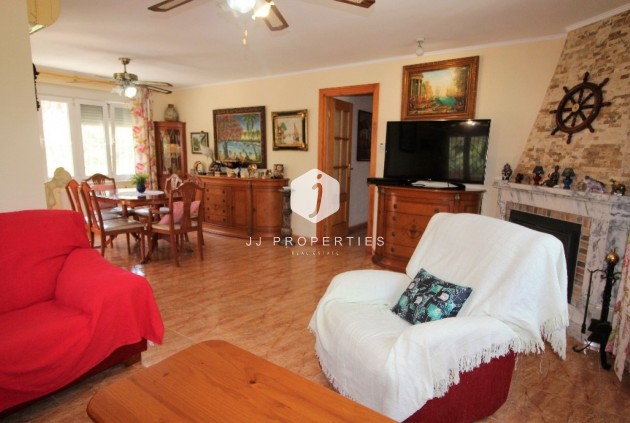 Segunda mano - Villa -
Torrevieja - Los Balcones