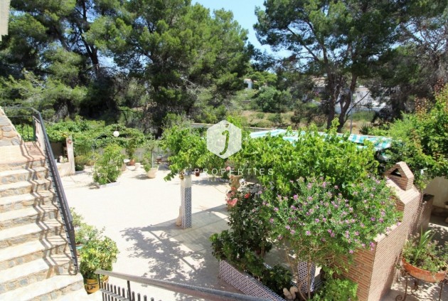 Segunda mano - Villa -
Torrevieja - Los Balcones