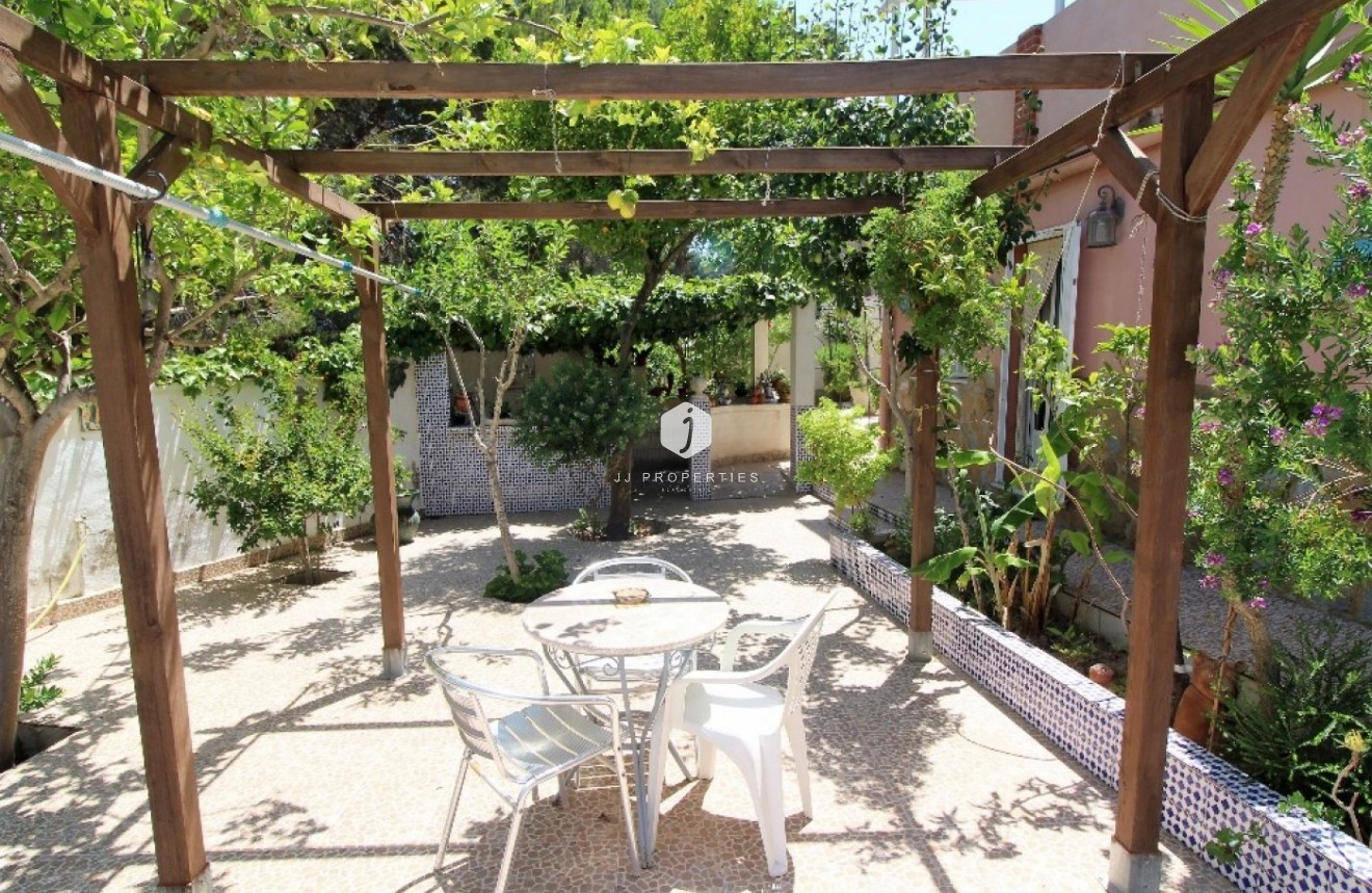 Segunda mano - Villa -
Torrevieja - Los Balcones