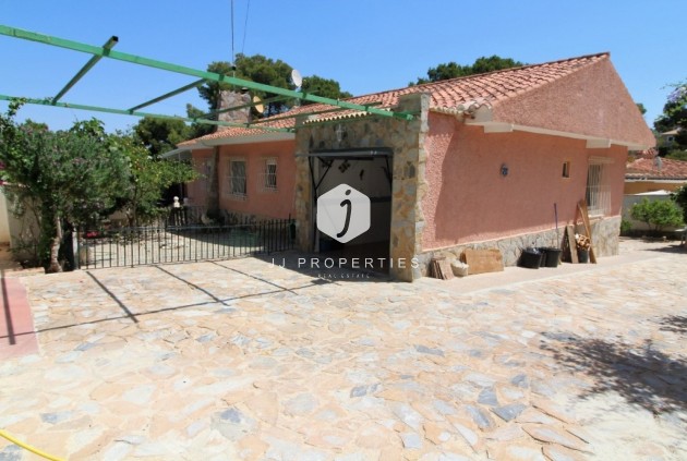 Segunda mano - Villa -
Torrevieja - Los Balcones
