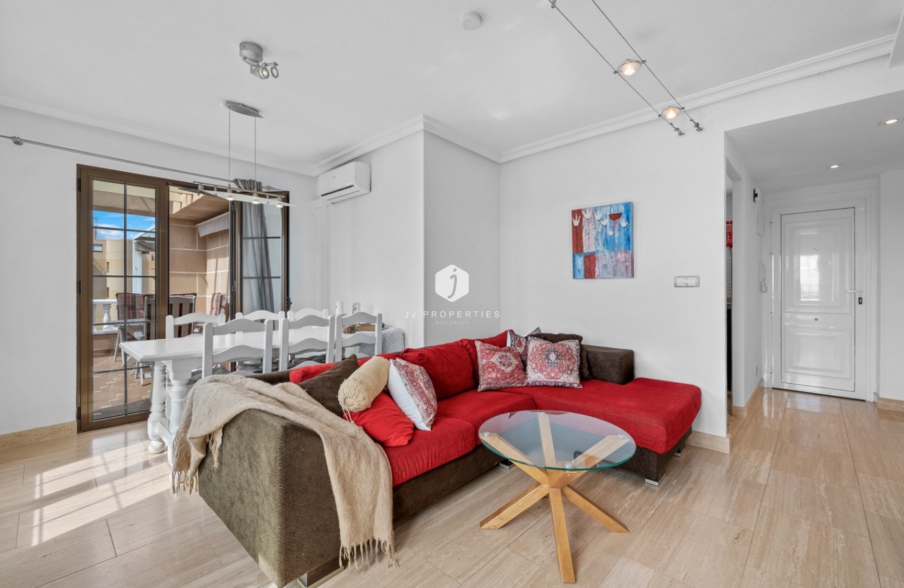 Tweedehands - Appartement / flat -
Punta Prima - Costa Blanca