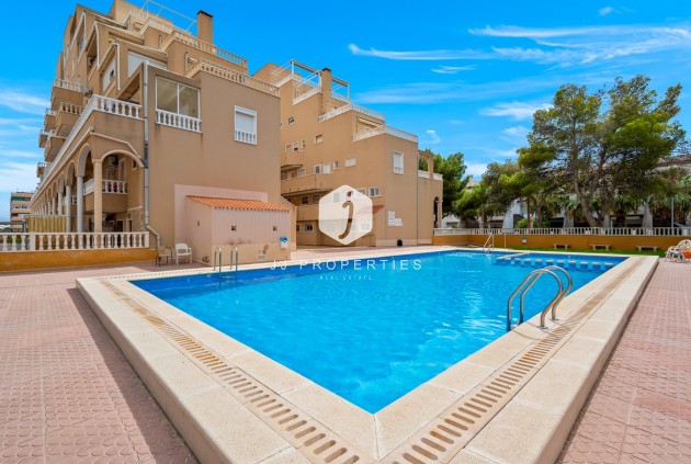 Tweedehands - Appartement / flat -
Punta Prima - Costa Blanca