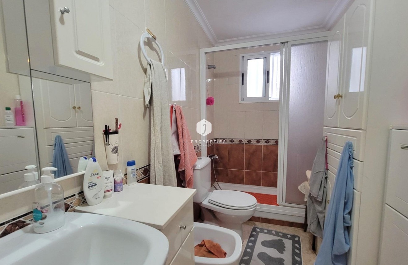 Tweedehands - Appartement / flat -
Torrevieja - Centro