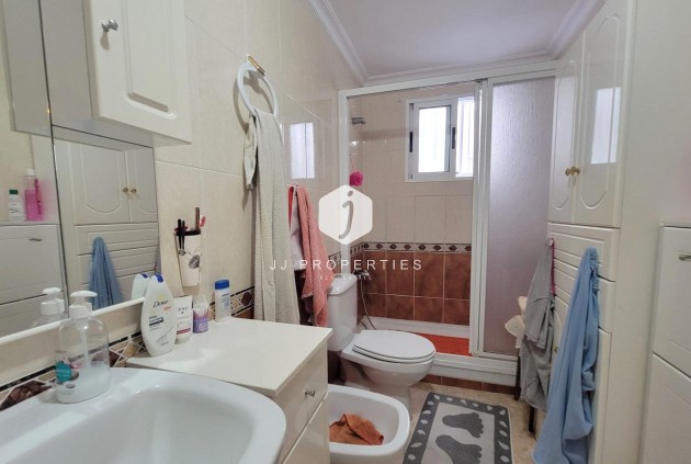 Tweedehands - Appartement / flat -
Torrevieja - Centro