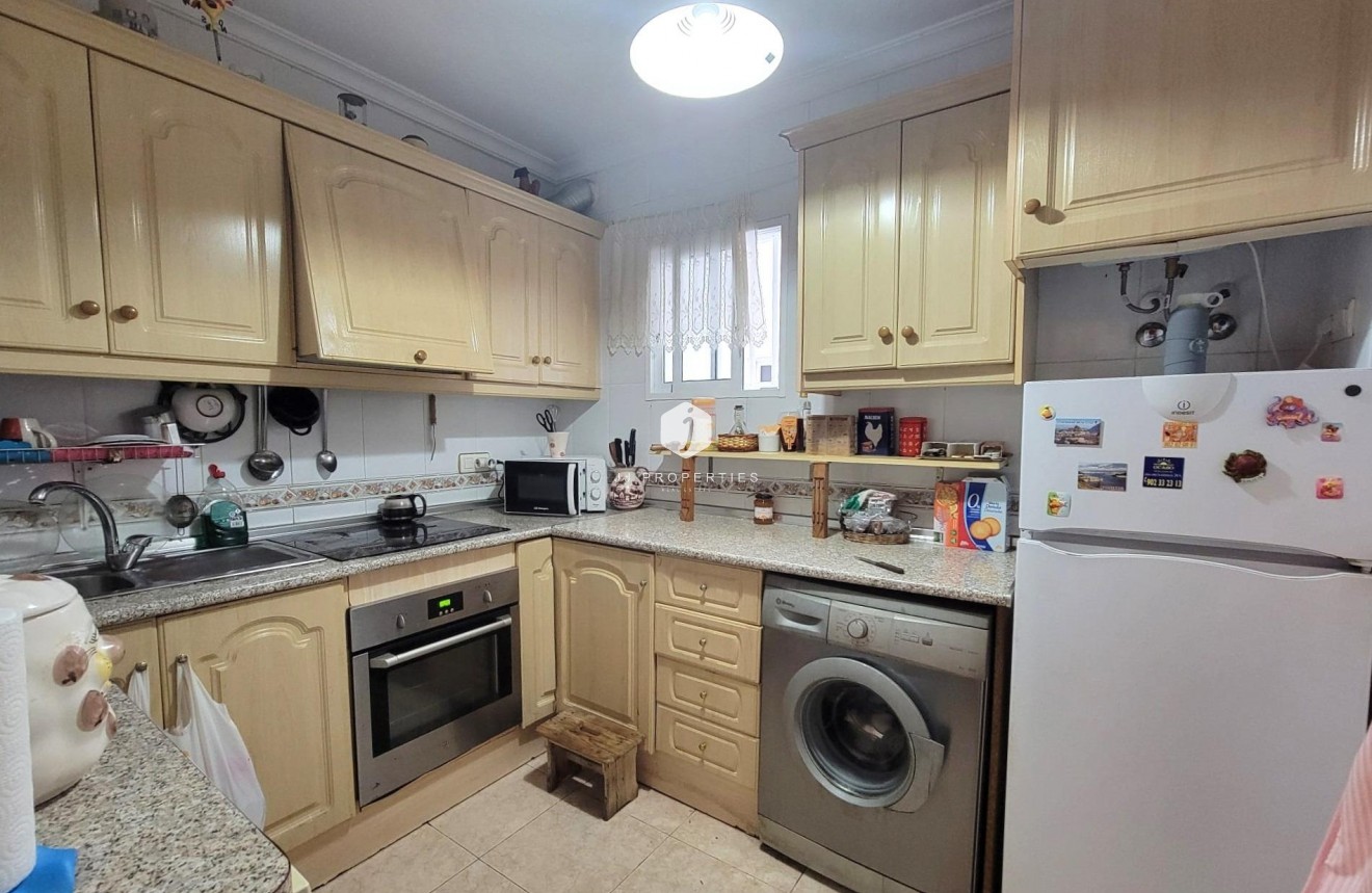 Tweedehands - Appartement / flat -
Torrevieja - Centro