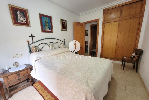 Tweedehands - Appartement / flat -
Torrevieja - Centro