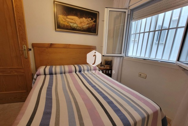 Tweedehands - Appartement / flat -
Torrevieja - Centro