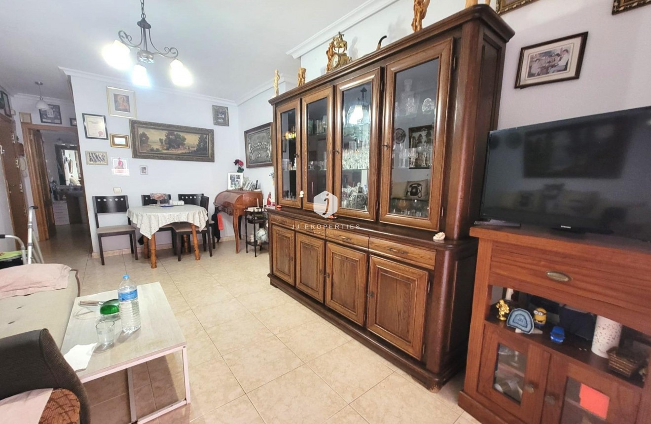 Tweedehands - Appartement / flat -
Torrevieja - Centro