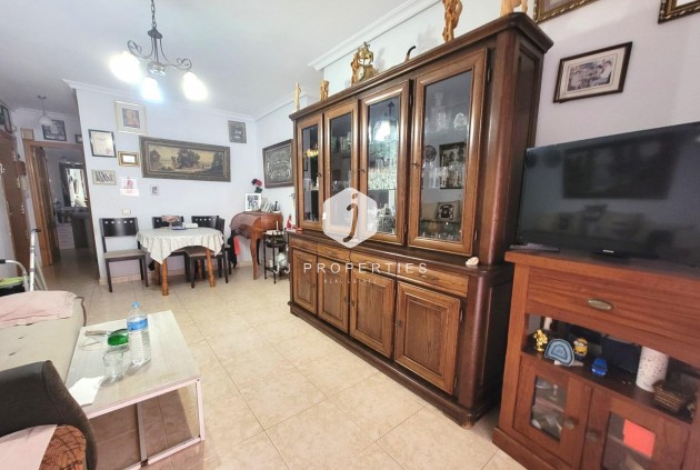 Tweedehands - Appartement / flat -
Torrevieja - Centro