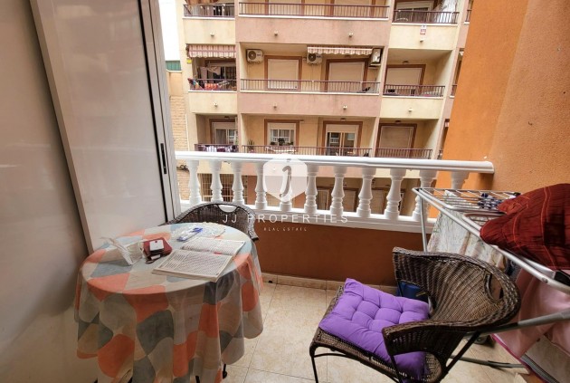 Tweedehands - Appartement / flat -
Torrevieja - Centro