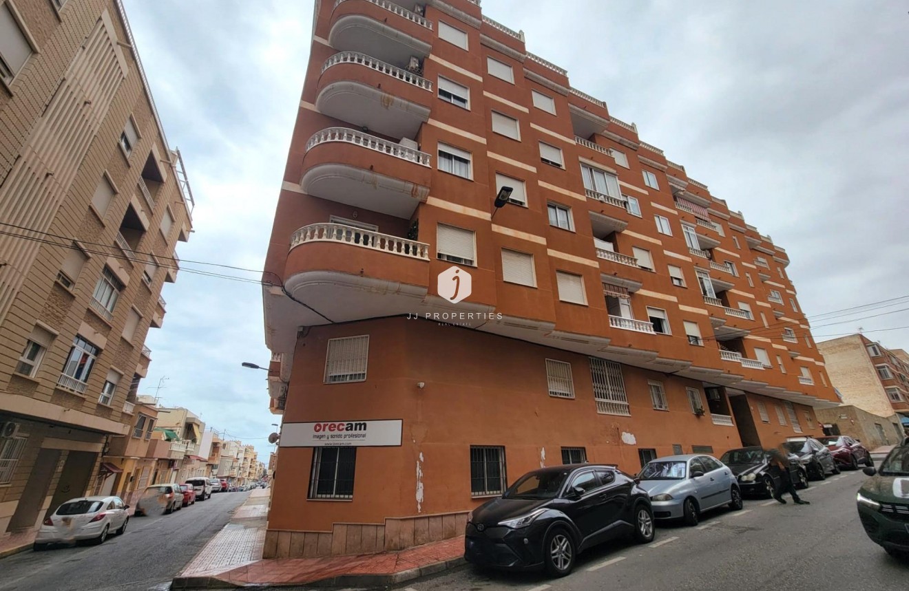 Tweedehands - Appartement / flat -
Torrevieja - Centro