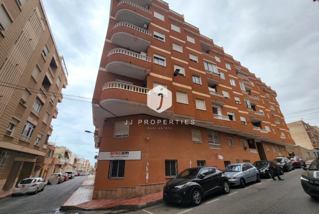 Tweedehands - Appartement / flat -
Torrevieja - Centro