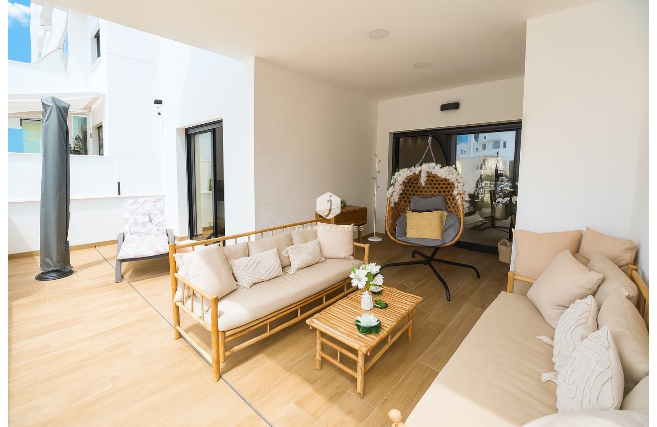 Segunda mano - Apartamento / piso -
Torrevieja - Costa Blanca