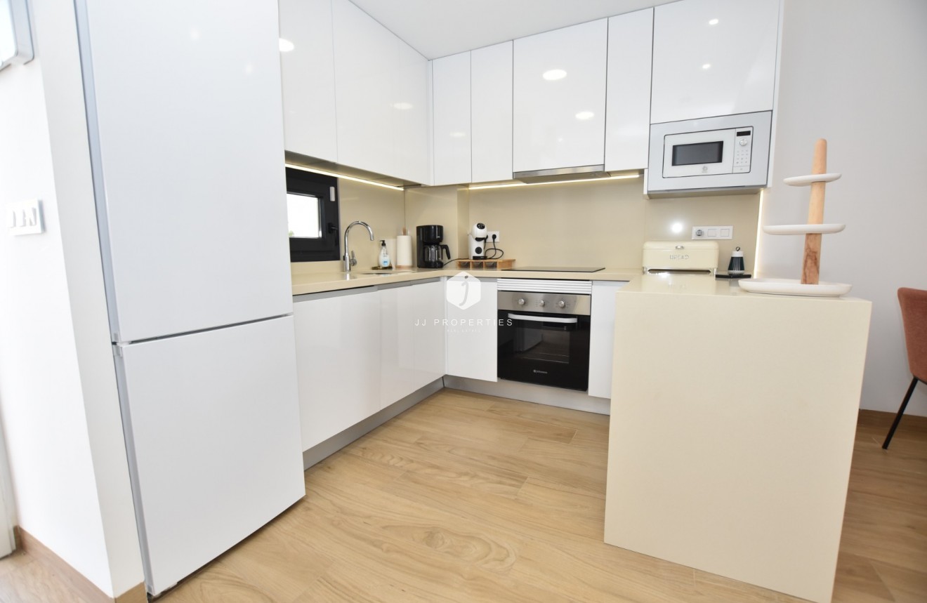 Segunda mano - Apartamento / piso -
Torrevieja - Costa Blanca