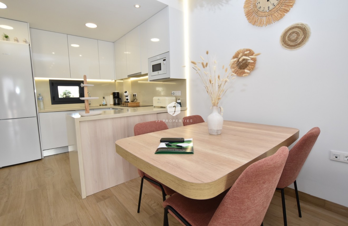 Segunda mano - Apartamento / piso -
Torrevieja - Costa Blanca