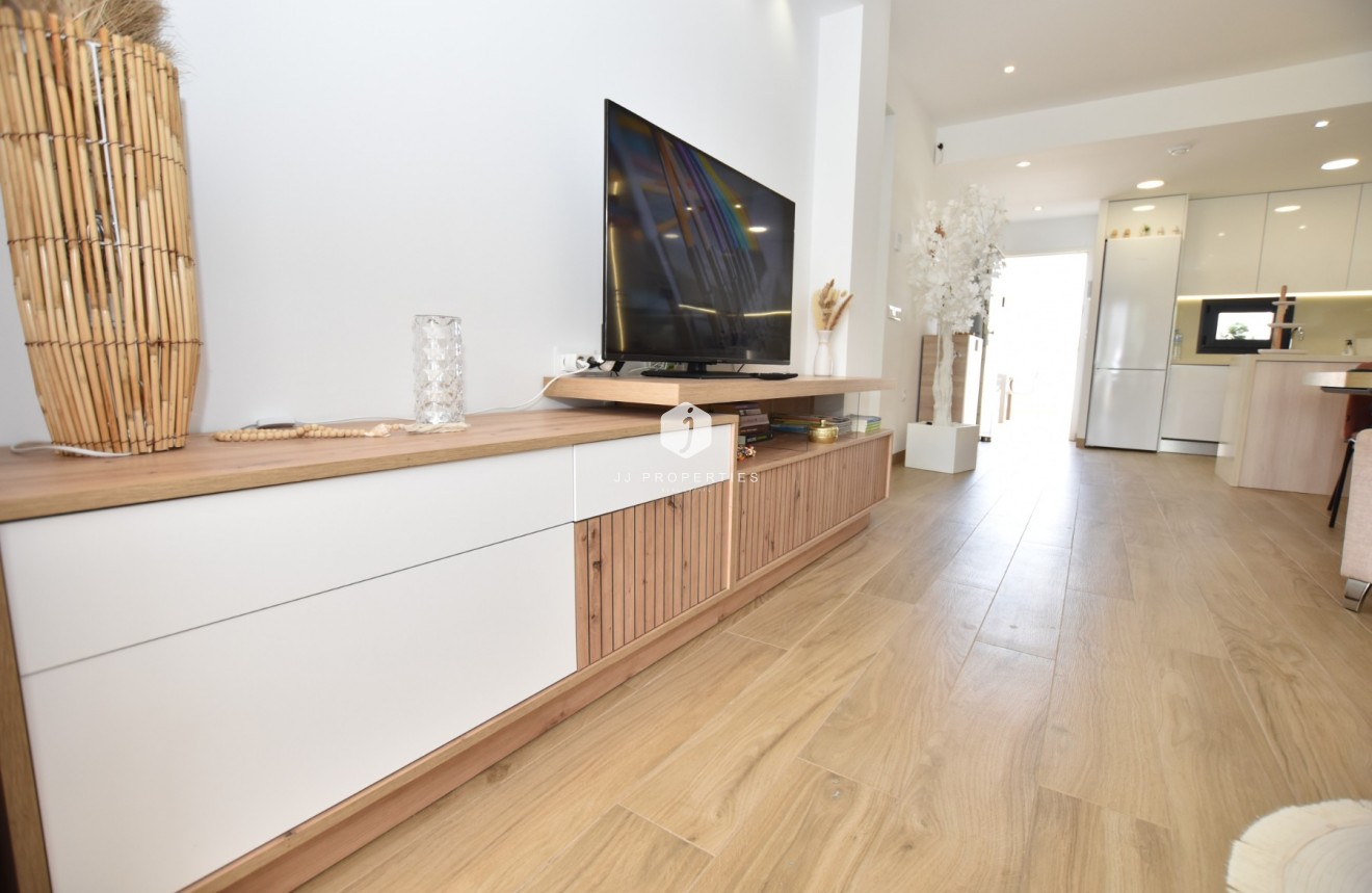 Segunda mano - Apartamento / piso -
Torrevieja - Costa Blanca