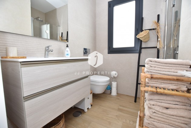 Segunda mano - Apartamento / piso -
Torrevieja - Costa Blanca