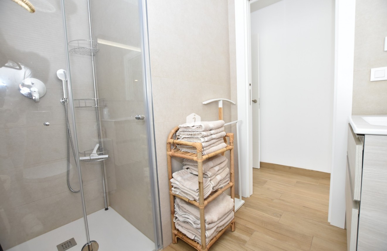 Segunda mano - Apartamento / piso -
Torrevieja - Costa Blanca